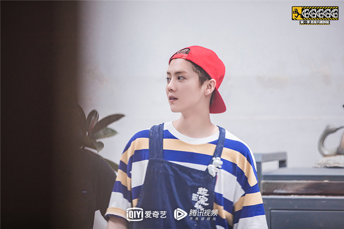 鹿晗.jpg