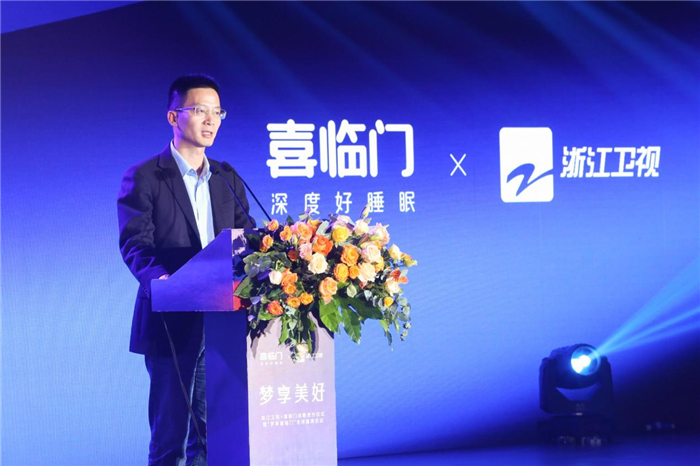 杨刚.jpg