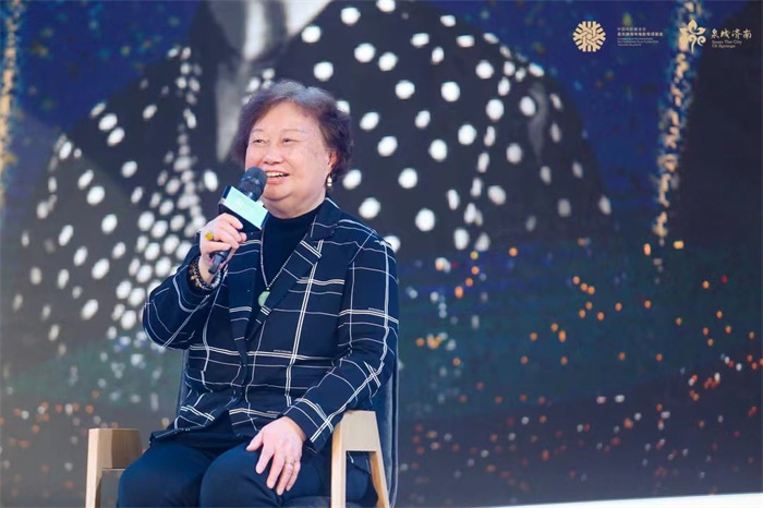 04-陆小雅导演.jpg