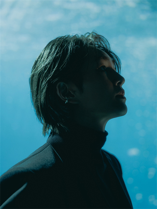 温流首张正规专辑《Circle》预告照.jpg