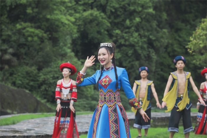 稿件1627.JPG