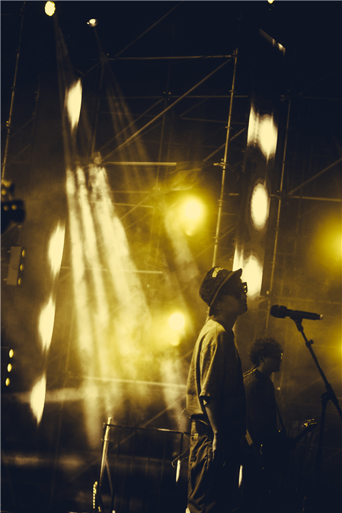 03.jpg