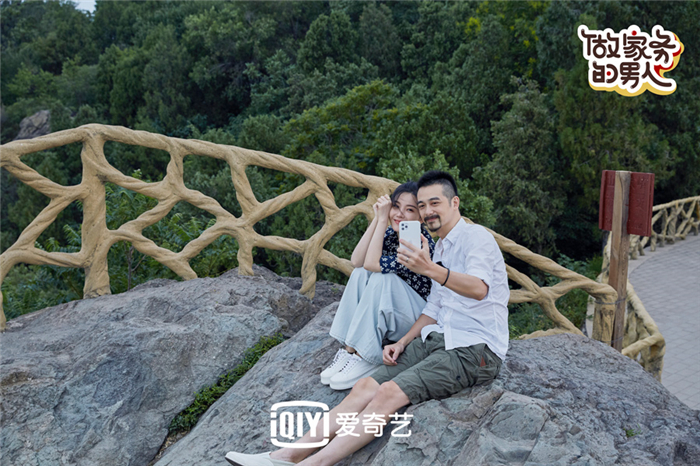 夫妻组自拍.jpg