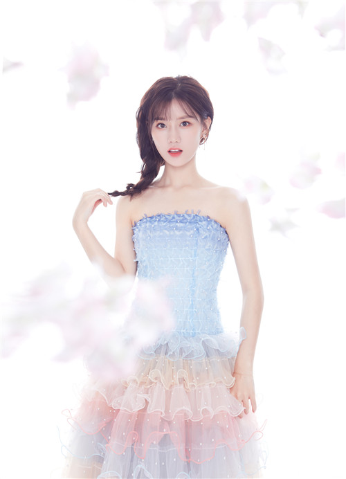陈意涵Estelle (1).jpg