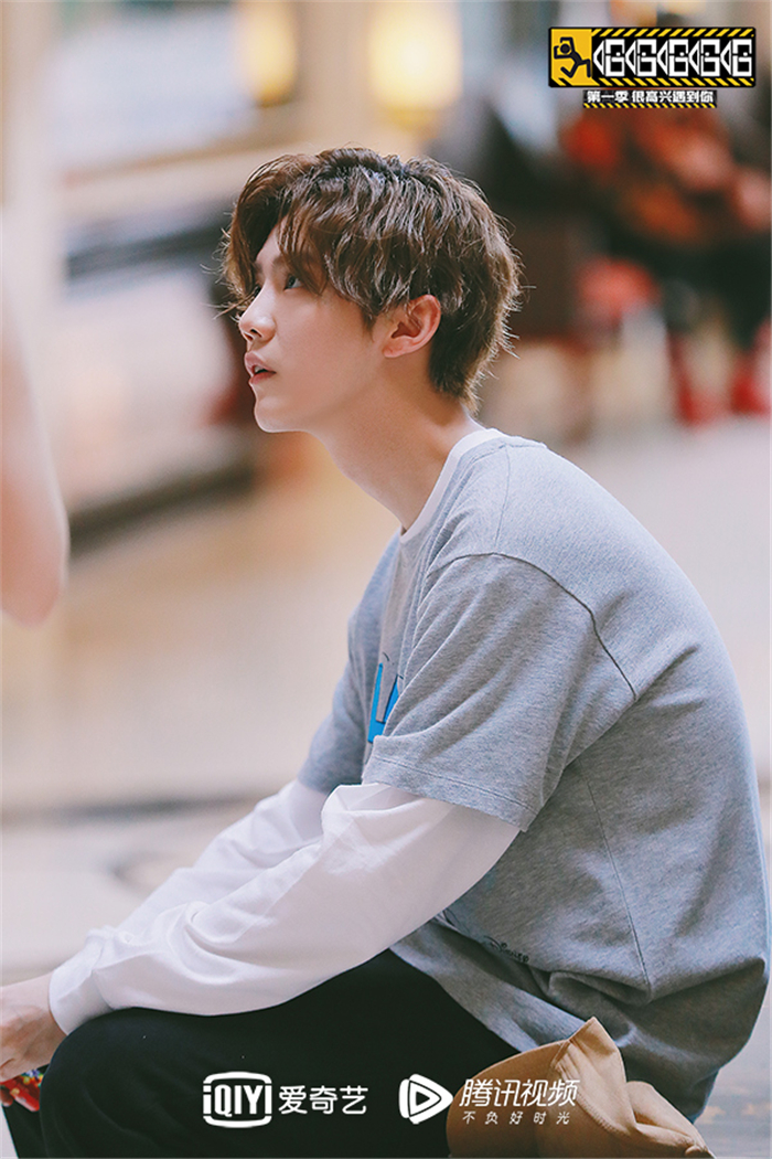 鹿晗.jpg
