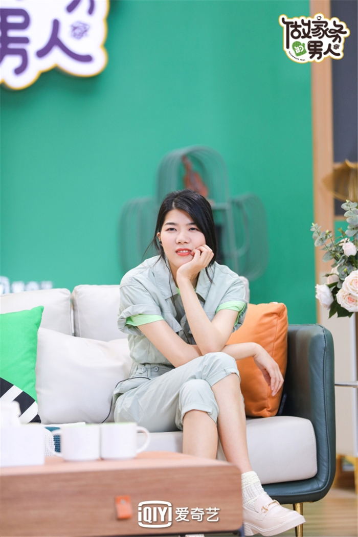 杨笠.jpg