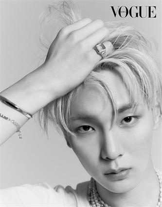 SHINee成员KEY《Vogue Korea》画报 01.jpg